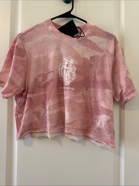 Darc Sport Pink Camo Wolf Graphic Crop Tee